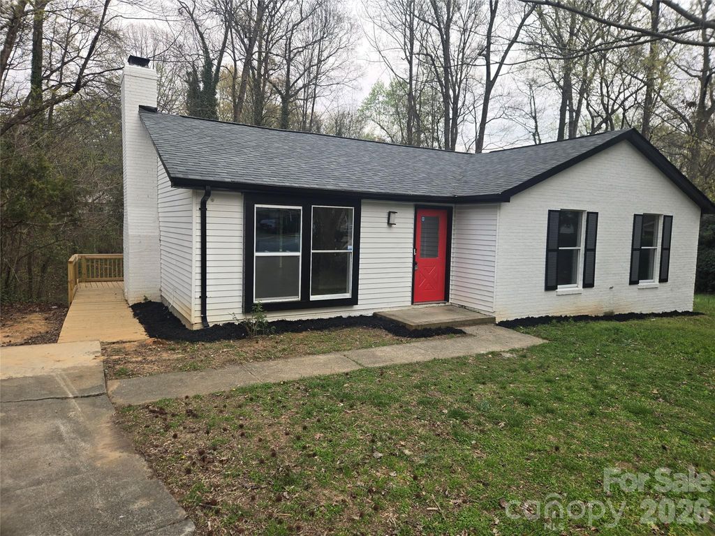 6608 Wagon Oak Road, Charlotte, NC 28212