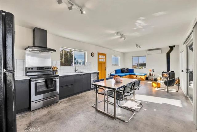 2625 Geronimo Trail, Landers, CA 92285