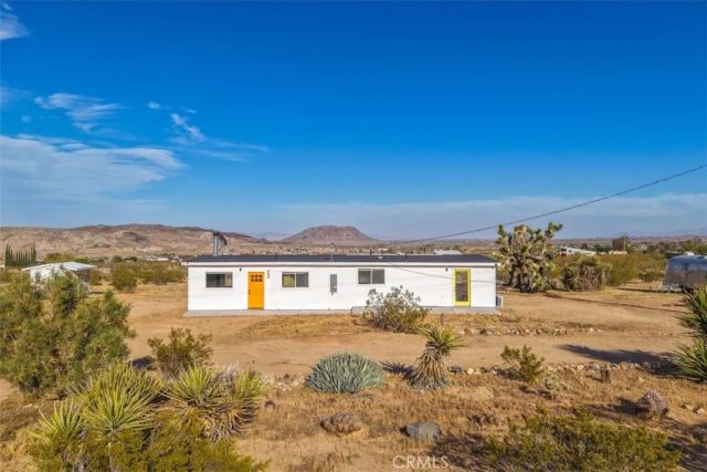 2625 Geronimo Trail, Landers, CA 92285