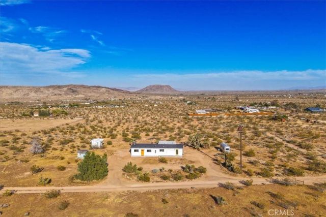 2625 Geronimo Trail, Landers, CA 92285