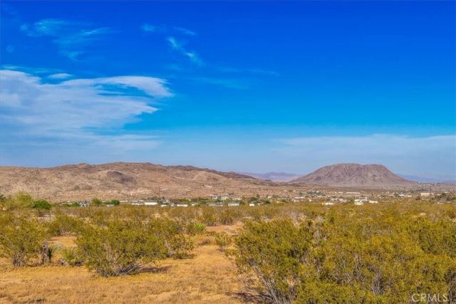 2625 Geronimo Trail, Landers, CA 92285