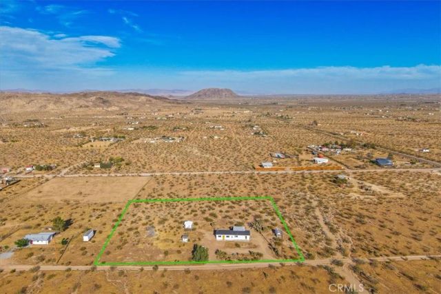 2625 Geronimo Trail, Landers, CA 92285