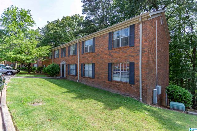 2042 Montreat Pkwy Apt D, Vestavia Hills, AL 35216