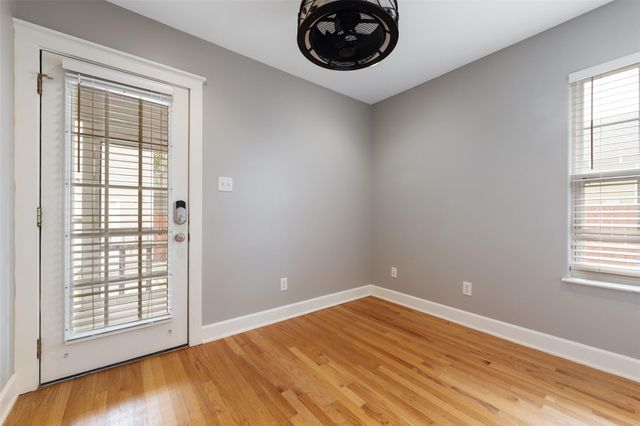 5513 Avenue F A, Austin, TX 78751