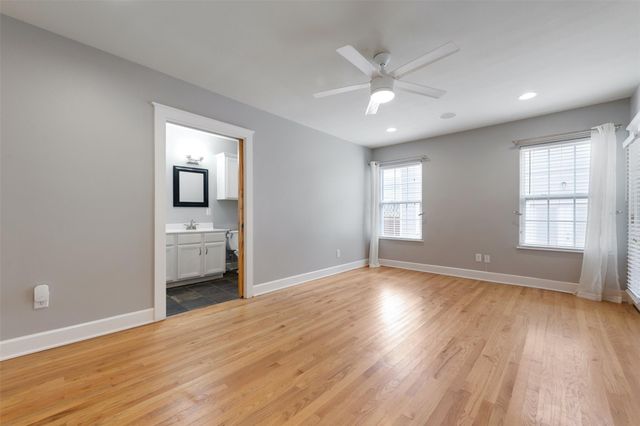 5513 Avenue F A, Austin, TX 78751