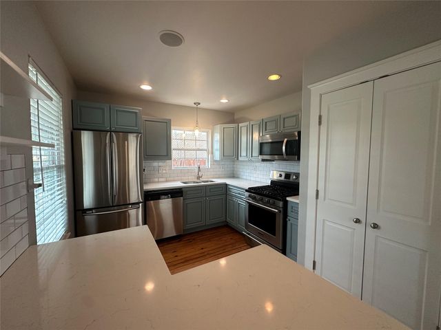 5513 Avenue F A, Austin, TX 78751