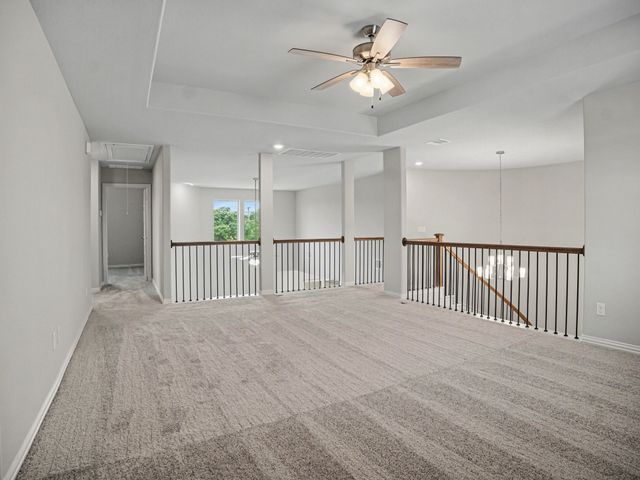 140 Crystal Lake Lane, Red Oak, TX 75154
