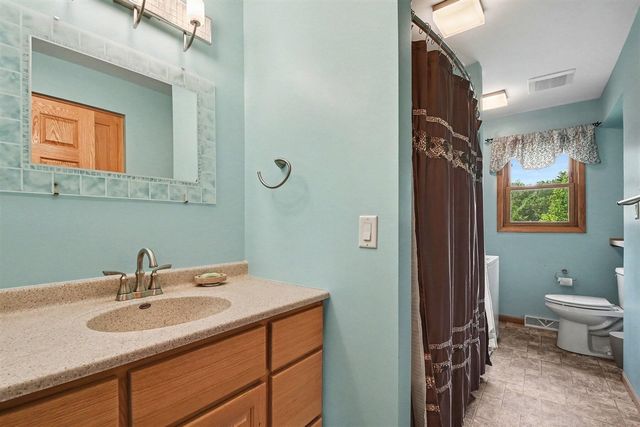 6933 Pine Edge Drive, Alto, MI 49302