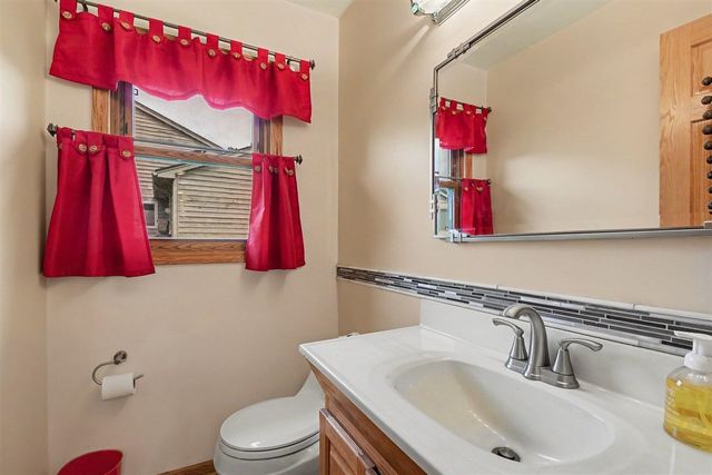 6933 Pine Edge Drive, Alto, MI 49302
