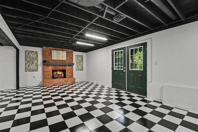 6933 Pine Edge Drive, Alto, MI 49302