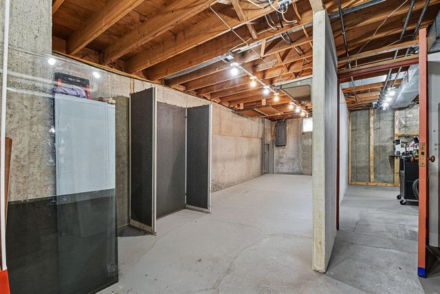 6933 Pine Edge Drive, Alto, MI 49302