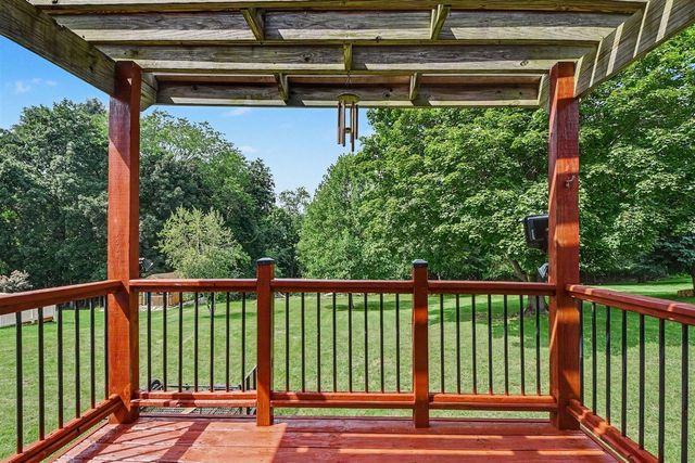 6933 Pine Edge Drive, Alto, MI 49302