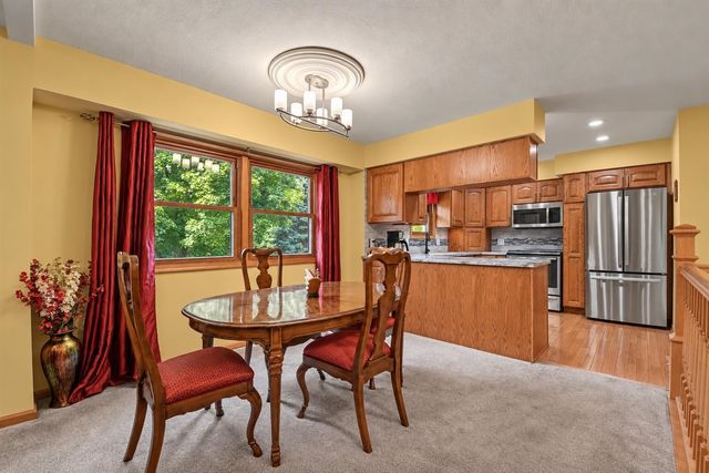 6933 Pine Edge Drive, Alto, MI 49302
