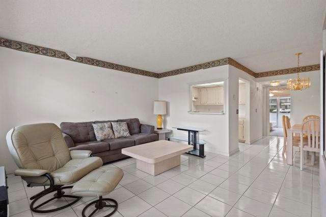 270 Farnham L 270, Deerfield Beach, FL 33442