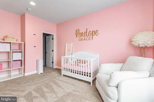 12307 W OAKS DR, Fairfax, VA 22030