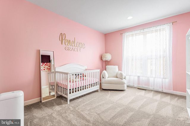 12307 W OAKS DR, Fairfax, VA 22030