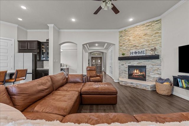 2419 Trocadero Lane, League City, TX 77573