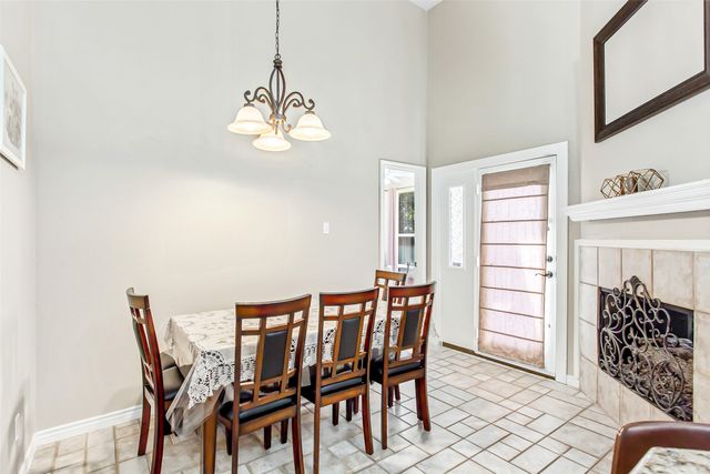 5916 Mossbrook Trail, Dallas, TX 75252