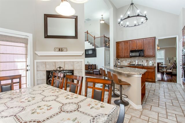 5916 Mossbrook Trail, Dallas, TX 75252