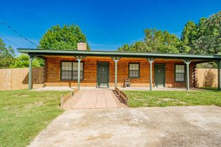 3929 San Saba Street, Athens, TX 75752