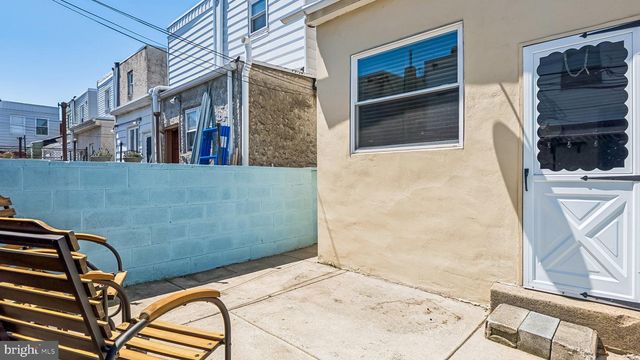2433 S MOLE ST, Philadelphia, PA 19145