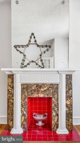 2433 S MOLE ST, Philadelphia, PA 19145