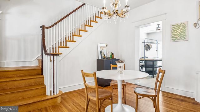 2433 S MOLE ST, Philadelphia, PA 19145