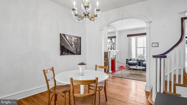 2433 S MOLE ST, Philadelphia, PA 19145