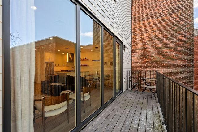 3171 Washington St 204, Boston, MA 02130