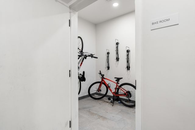 3171 Washington St 204, Boston, MA 02130