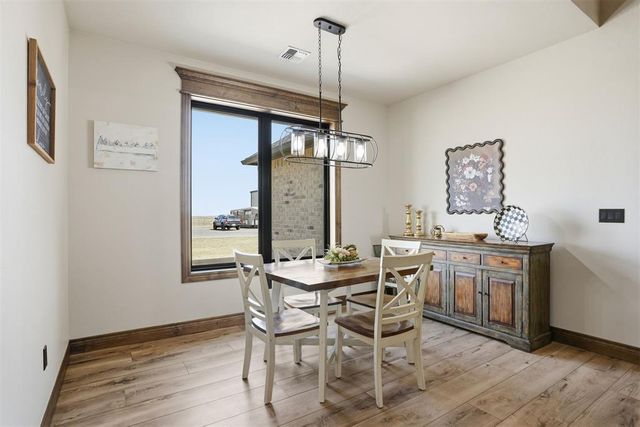 21749 E 1360 Road, Hobart, OK 73651