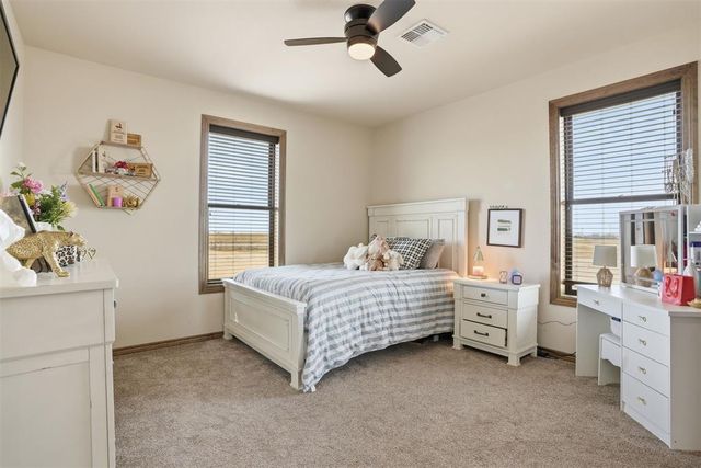 21749 E 1360 Road, Hobart, OK 73651