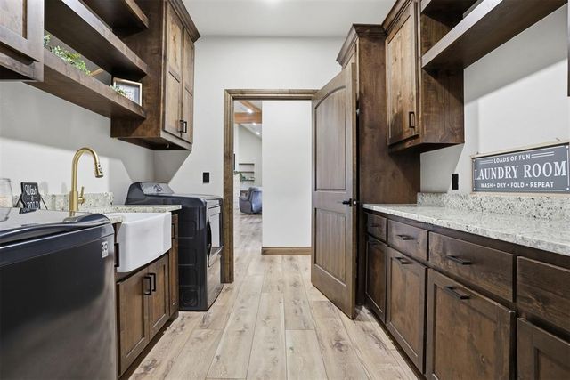 21749 E 1360 Road, Hobart, OK 73651