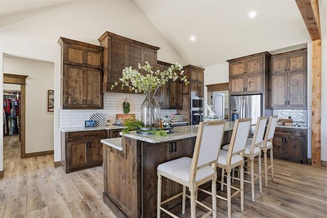 21749 E 1360 Road, Hobart, OK 73651