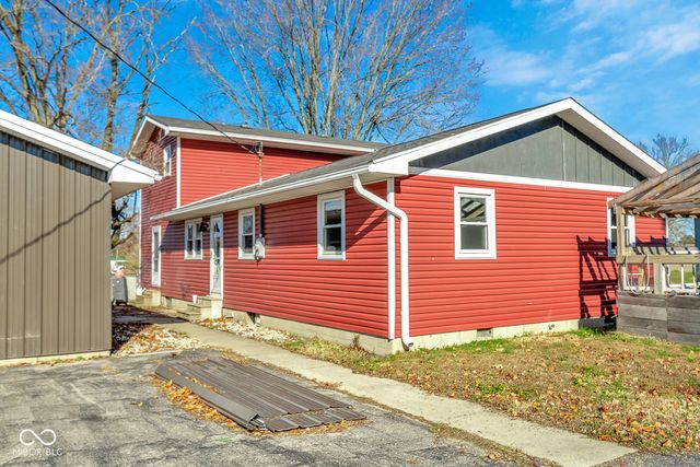 6264 S County Road 1025 E, Crothersville, IN 47229