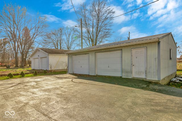 6264 S County Road 1025 E, Crothersville, IN 47229