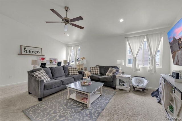 2867 W Fork River Drive, Fowlerville, MI 48836