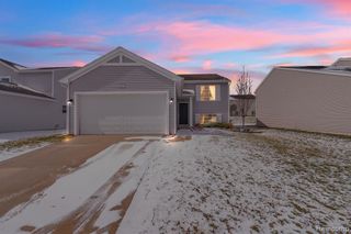 2867 W Fork River Drive, Fowlerville, MI 48836