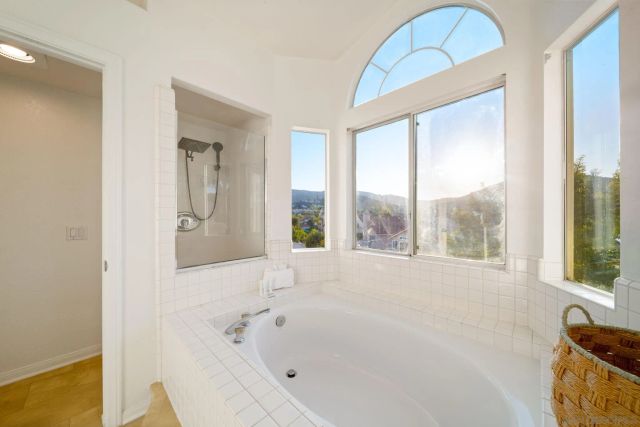 18106 Chieftain Ct, San Diego, CA 92127