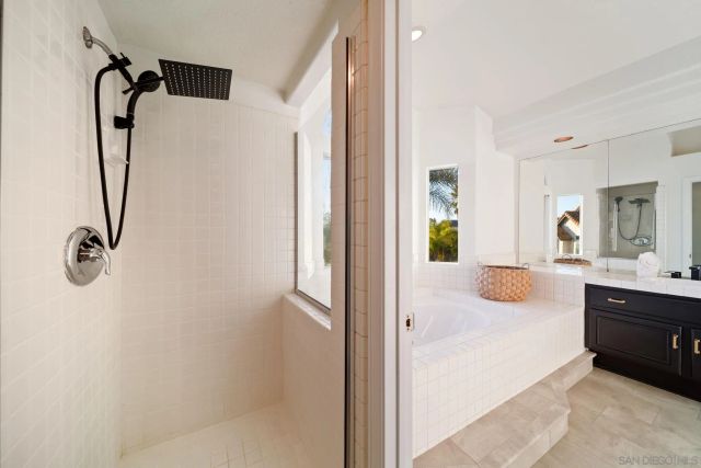 18106 Chieftain Ct, San Diego, CA 92127