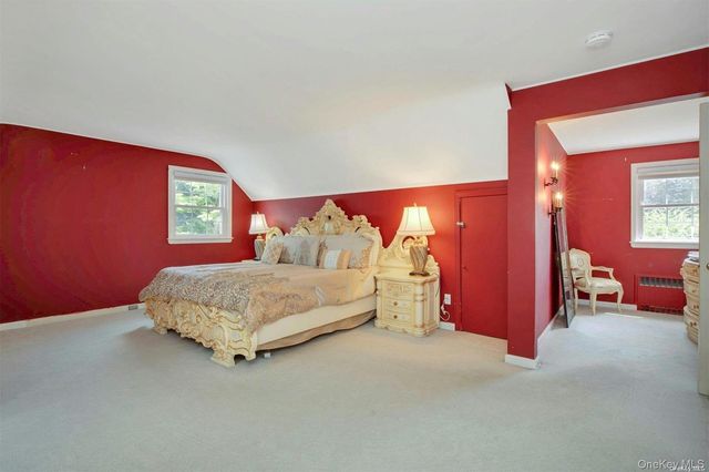 18 Addison Lane, Greenvale, NY 11548