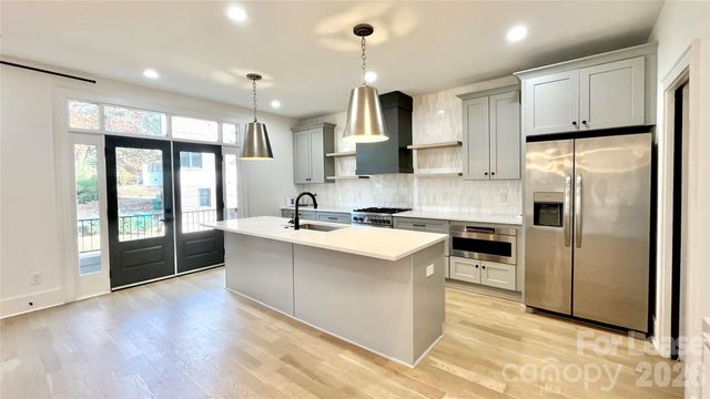 610 West Boulevard, Charlotte, NC 28203