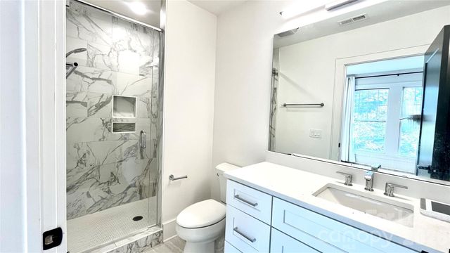 610 West Boulevard, Charlotte, NC 28203