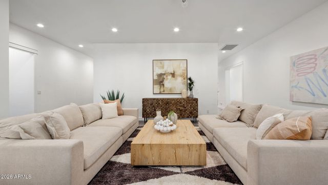 4432 N 38TH Street, Phoenix, AZ 85018