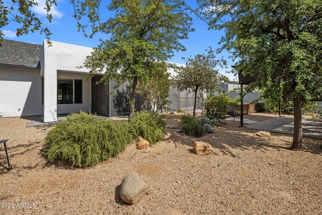4432 N 38TH Street, Phoenix, AZ 85018