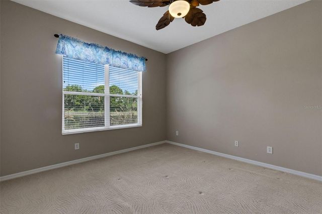 374 LONDONDERRY DRIVE, Sarasota, FL 34240