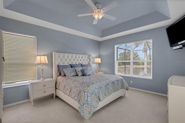 374 LONDONDERRY DRIVE, Sarasota, FL 34240