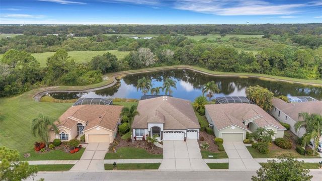 374 LONDONDERRY DRIVE, Sarasota, FL 34240