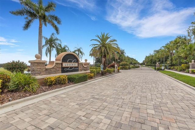 374 LONDONDERRY DRIVE, Sarasota, FL 34240