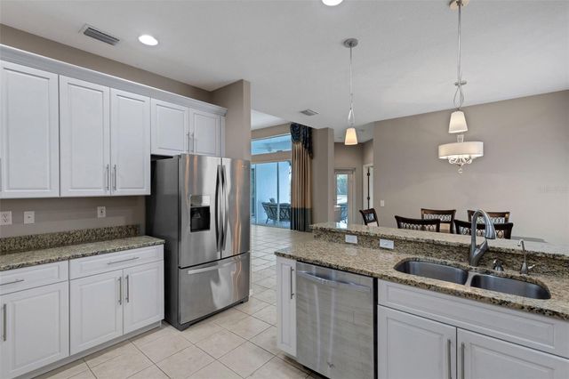 374 LONDONDERRY DRIVE, Sarasota, FL 34240